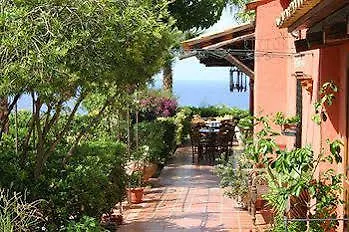 Ruralia Szálloda Capo Vaticano